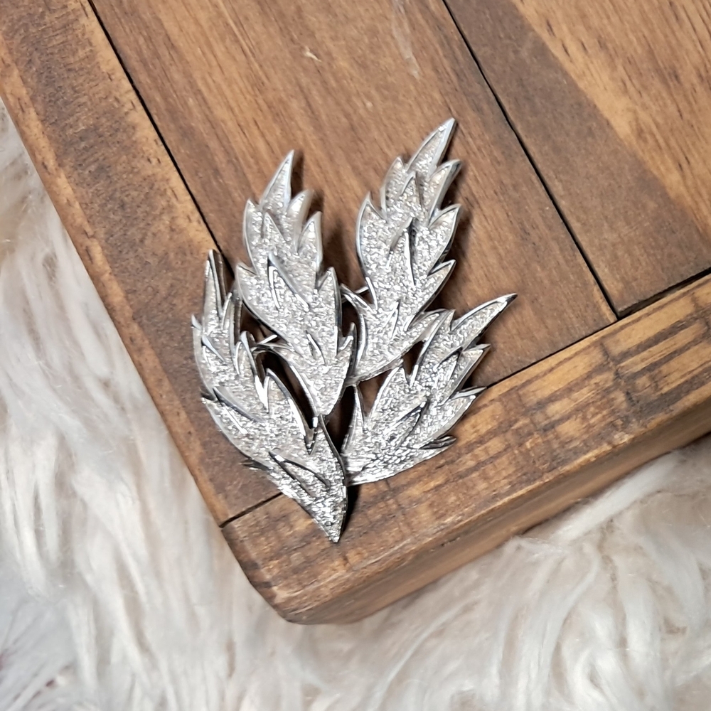 Vintage Crown Trifari Leaf Brooch